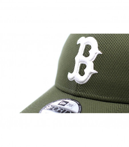 green B cap Diamond green B cap Diamond